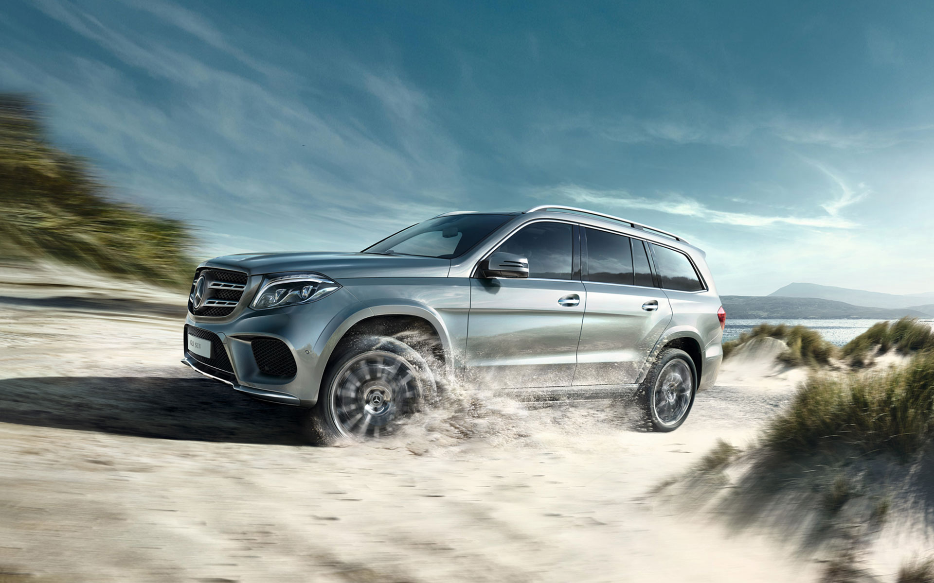 梅赛德斯-奔驰gla suv与您一起,无畏玩出趣!